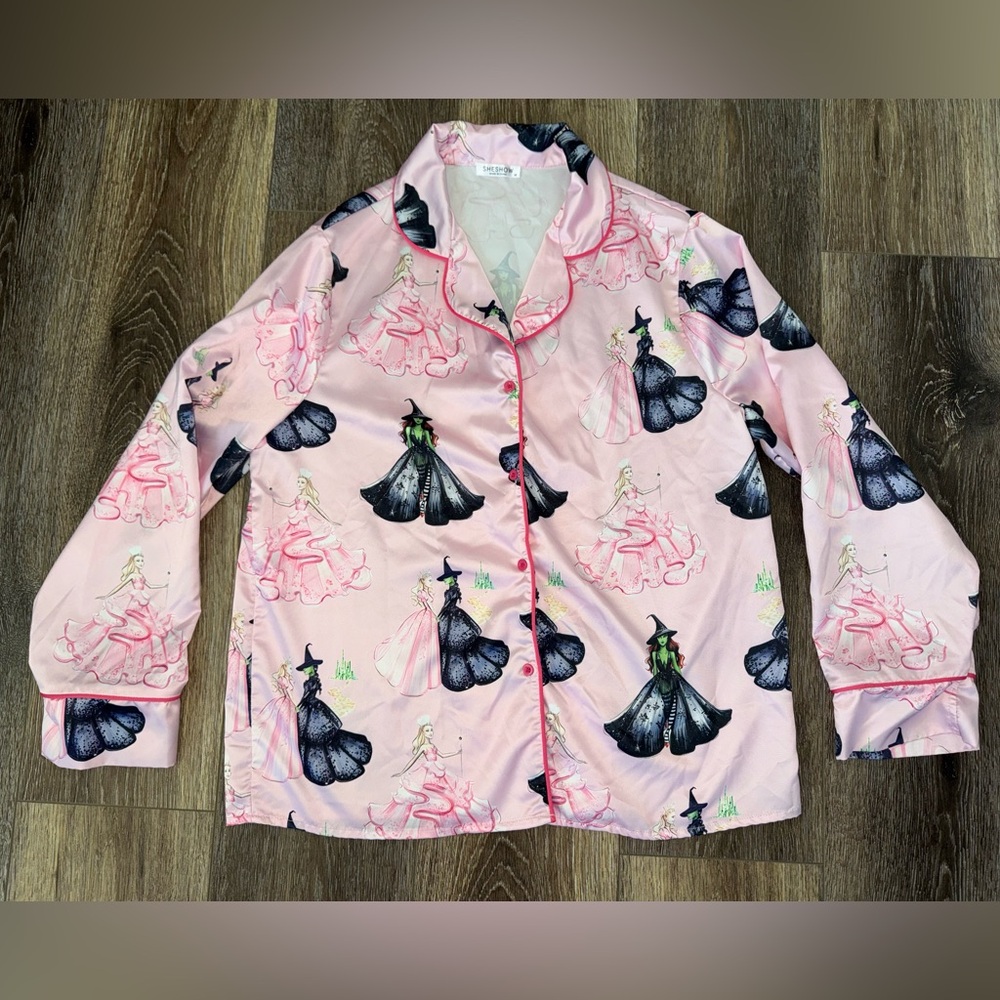 SHESHOW Wicked Print Pink Satin Pajama Set Women’s 💗Size M💚 LIKE NEW! - Picture 2 of 15